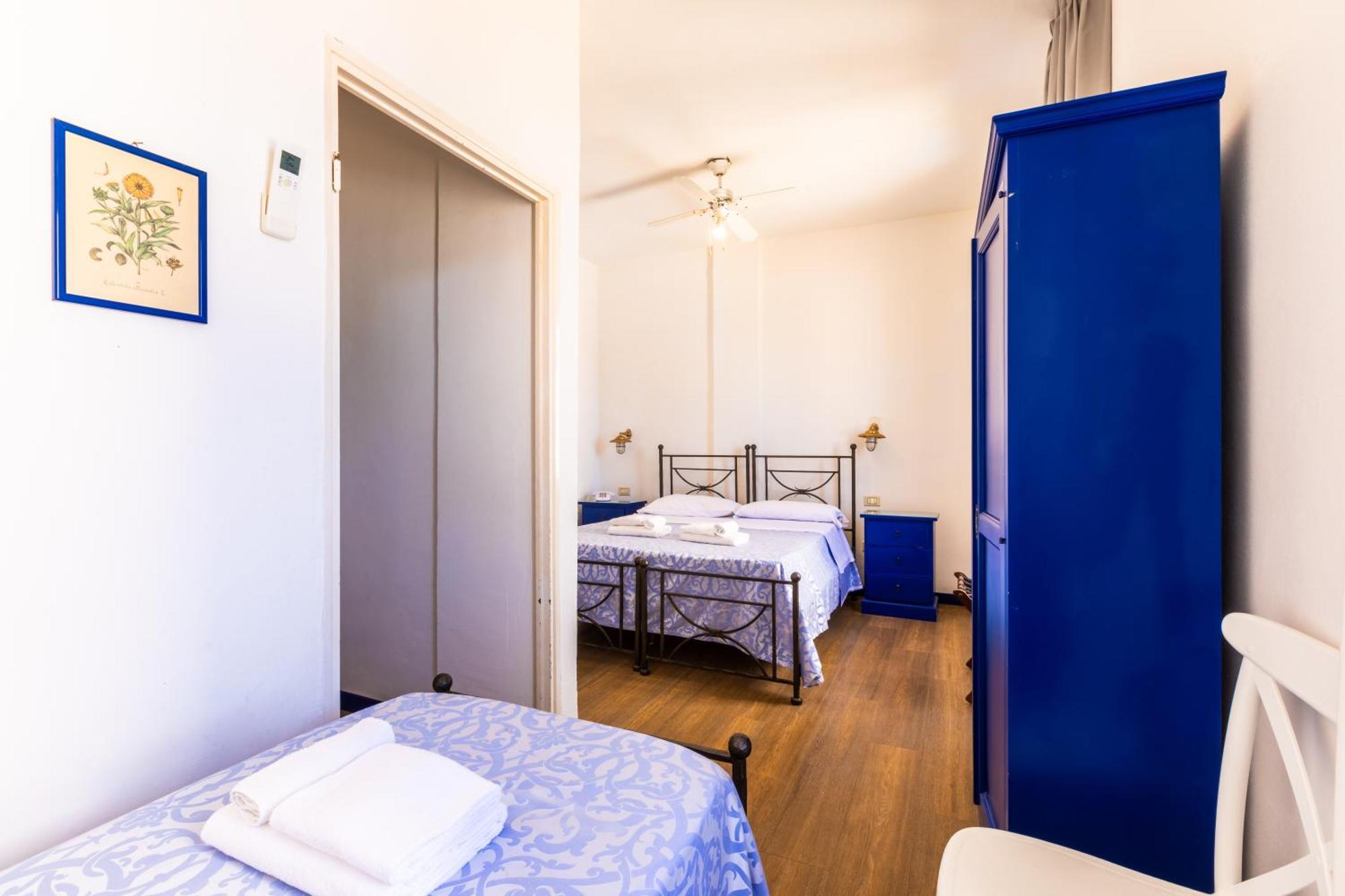 Hotel Torre Dei Borboni ポンツァ エクステリア 写真