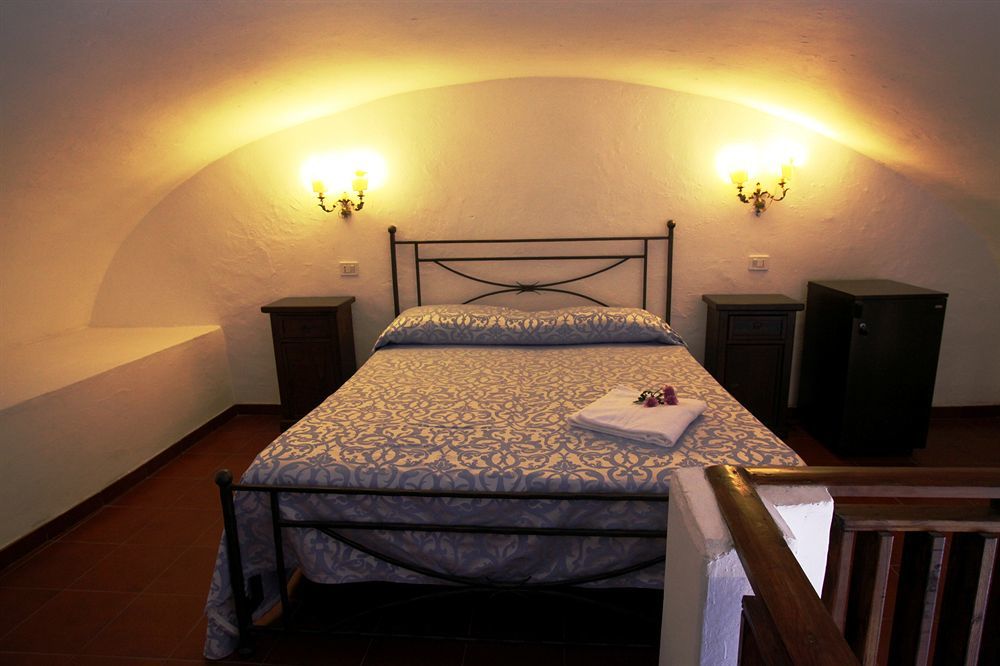 Hotel Torre Dei Borboni ポンツァ エクステリア 写真